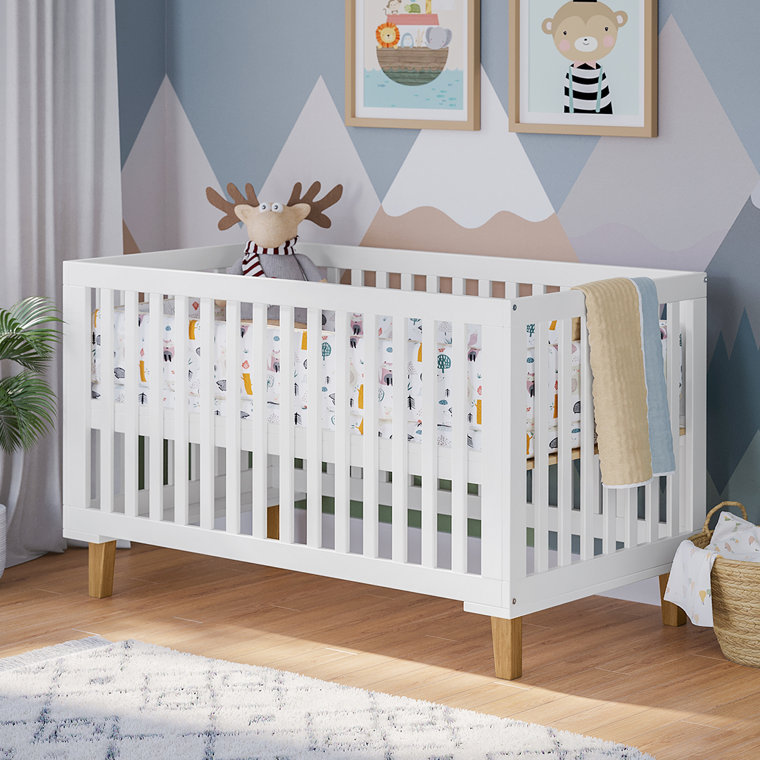 Liri Kombi-Kinderbett 70x140 cm, weiß/natur, 3-fach höhenverstellbar, umbaubar zum Juniorbett, inkl. Umbauseiten