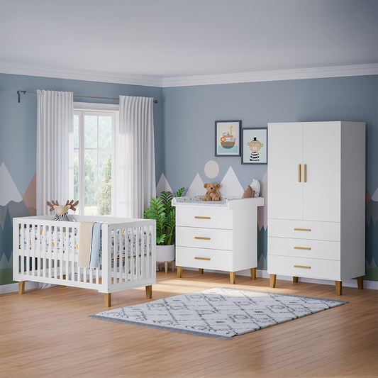 Liri 3-tlg. Babyzimmer, Set aus umbaubarem Babybett, Wickelkommode mit abnehmbarem Wickelaufsatz und 2-trg. Kleiderschrank
